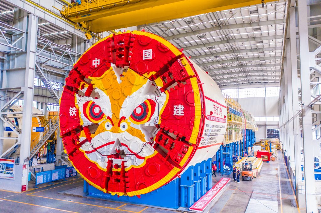 醒狮 来了 我国自主研发海底隧道盾构机在长沙下线 中国行业新闻网